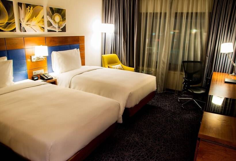 اتاق استاندارد, Hilton Garden Inn Nairobi Airport