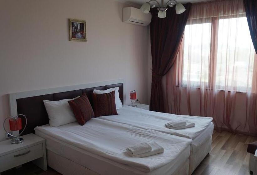 2 Bedrooms Suite Sea View, Long Beach Resort