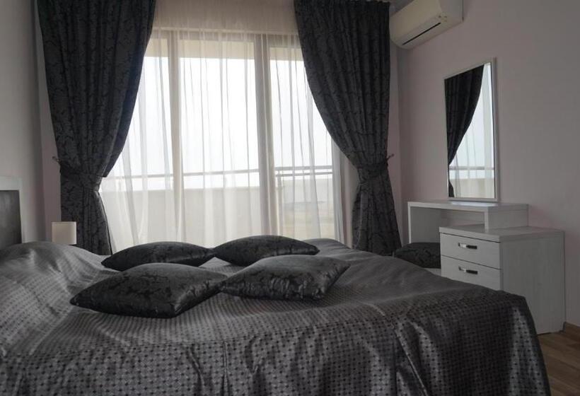 2 Bedrooms Suite Sea View, Long Beach Resort