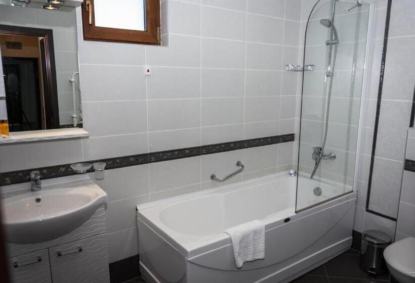 2 Bedrooms Suite Sea View, Long Beach Resort