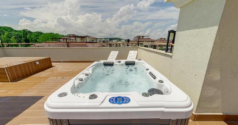 침실 1개 디럭스 아파트, Long Beach Resort