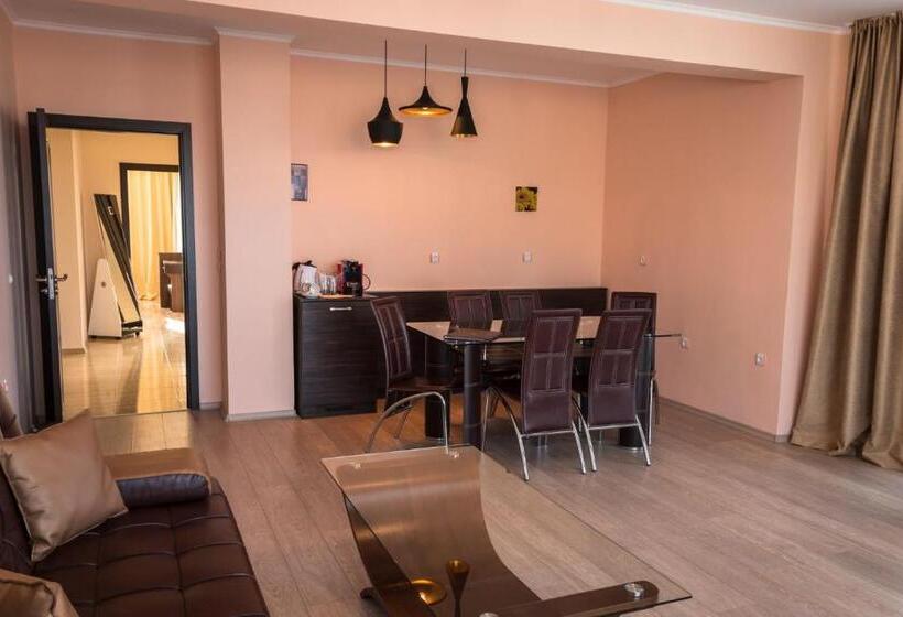 Апартаменты с двумя спальнями, без кухни, Long Beach Resort