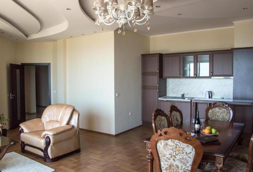 3침실 디럭스 아파트, Long Beach Resort