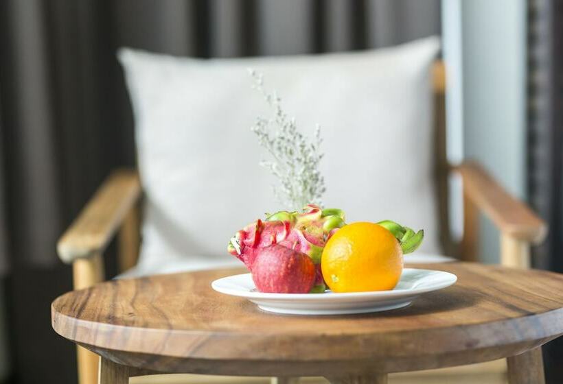 חדר דלוקס, Sim Boutique