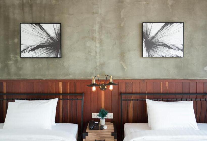 חדר דלוקס, Sim Boutique