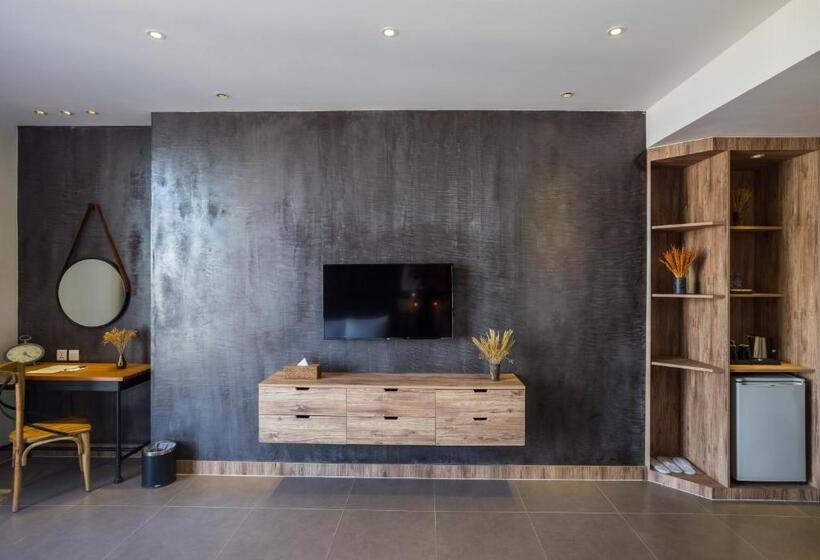 חדר משפחתי דלוקס, Sim Boutique