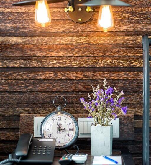 חדר סופריור, Sim Boutique