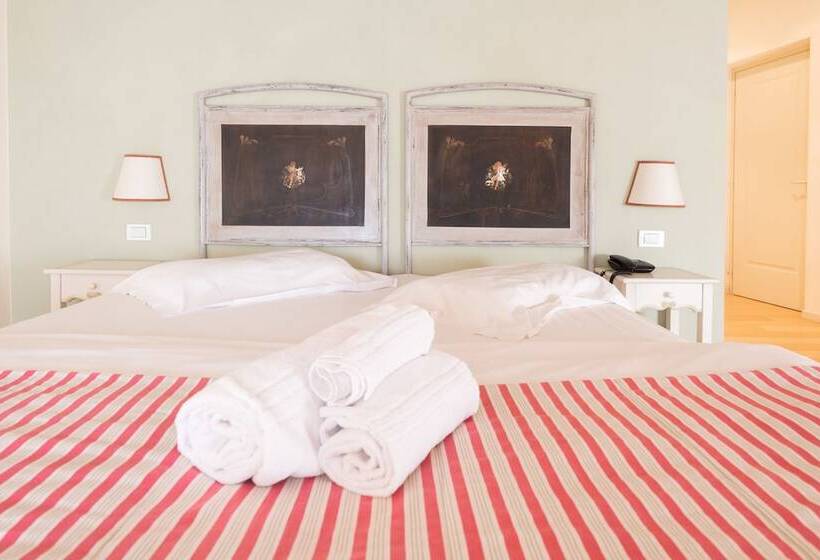 수피리어 룸, Villa Moron