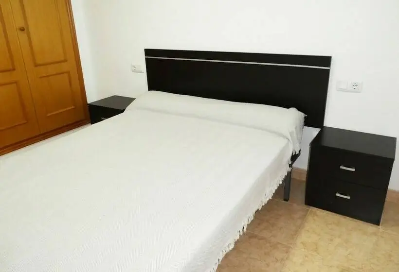 ３ベッドルームアパートメント, Apartamentos Tavernes Gandía 3000