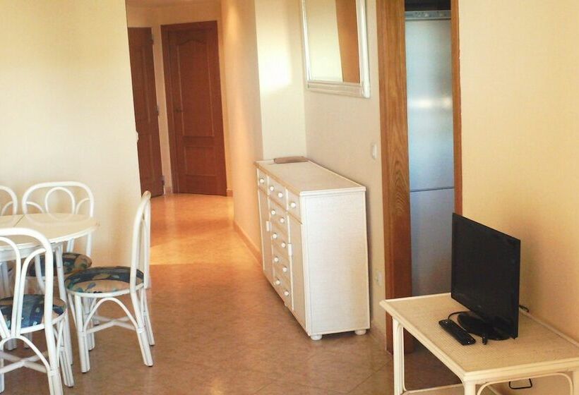 ３ベッドルームアパートメント, Apartamentos Tavernes Gandía 3000
