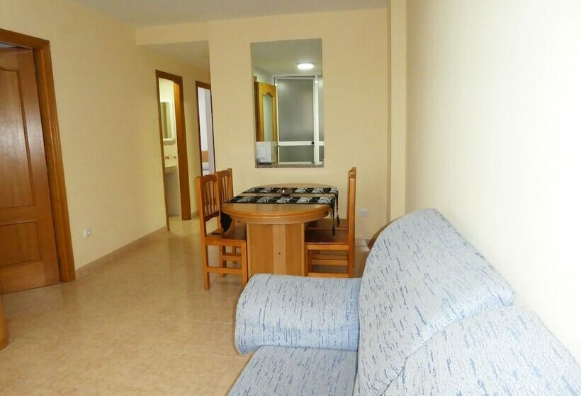 ３ベッドルームアパートメント, Apartamentos Tavernes Gandía 3000