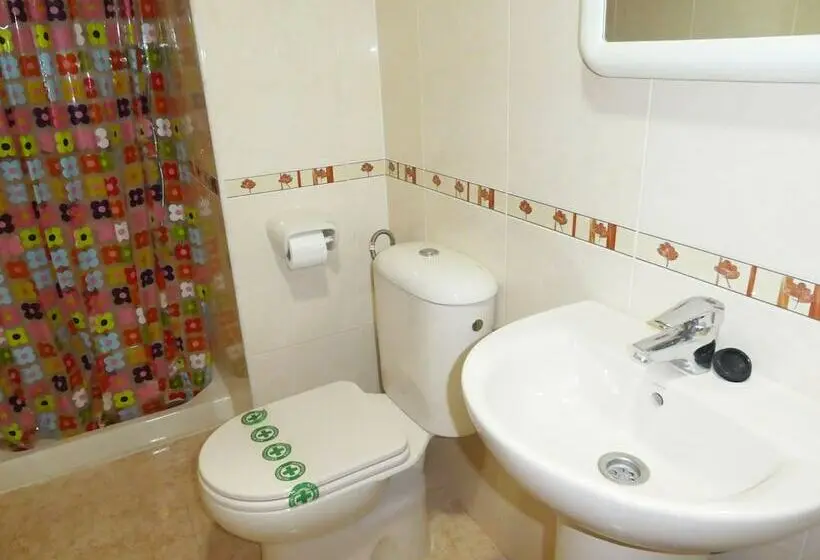 ３ベッドルームアパートメント, Apartamentos Tavernes Gandía 3000