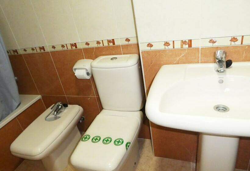 ３ベッドルームアパートメント, Apartamentos Tavernes Gandía 3000