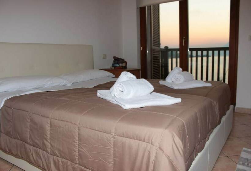 침실 1개 아파트, Albergo Navene