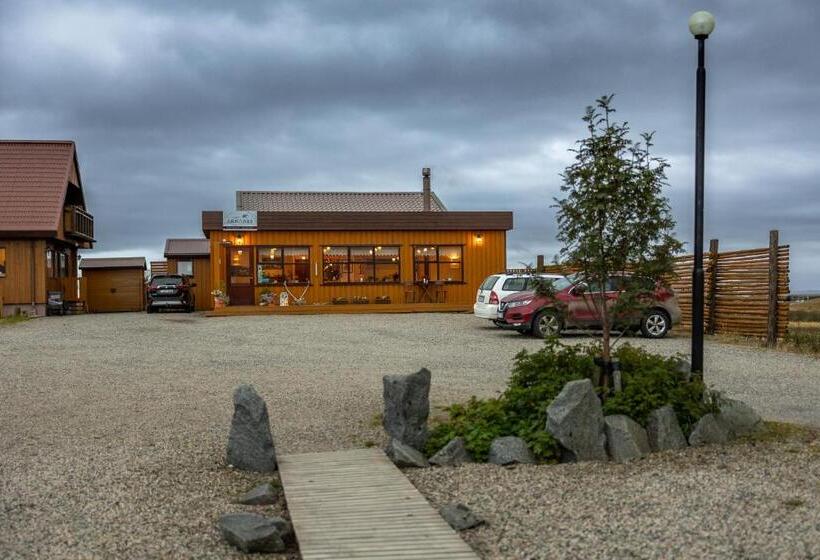 اتاق استاندارد با سرویس بهداشتی مشترک, Arnanes Country