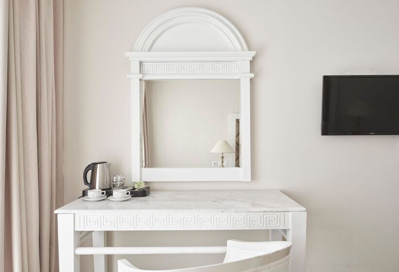 Номер Superior Вид на Бассейн, Sandy Villas Resort