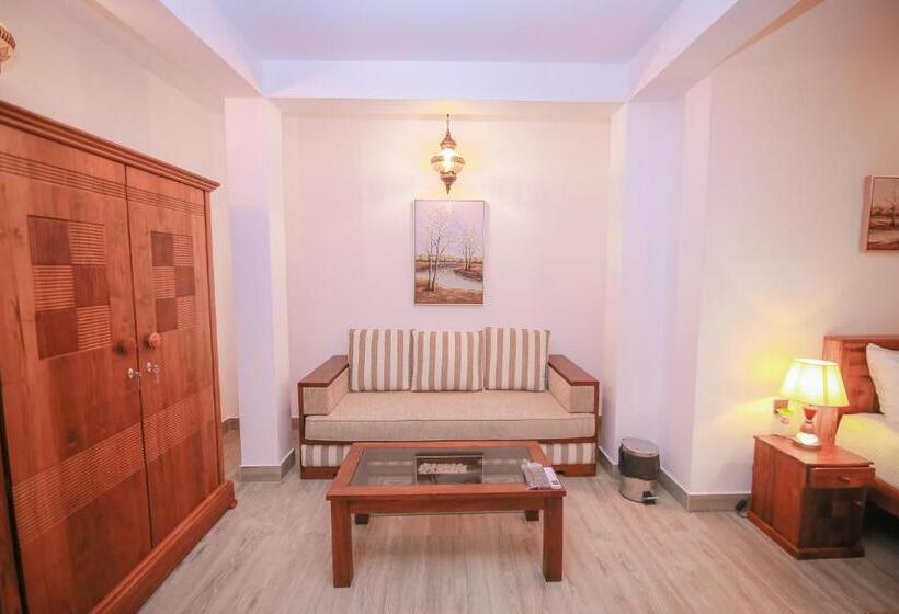 ジュニアスイート, Villa Paradise