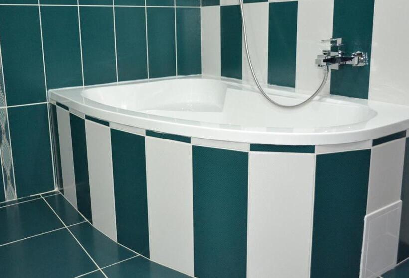 Апартаменты 1 Спальня с Балконом, Pensiunea Georgia