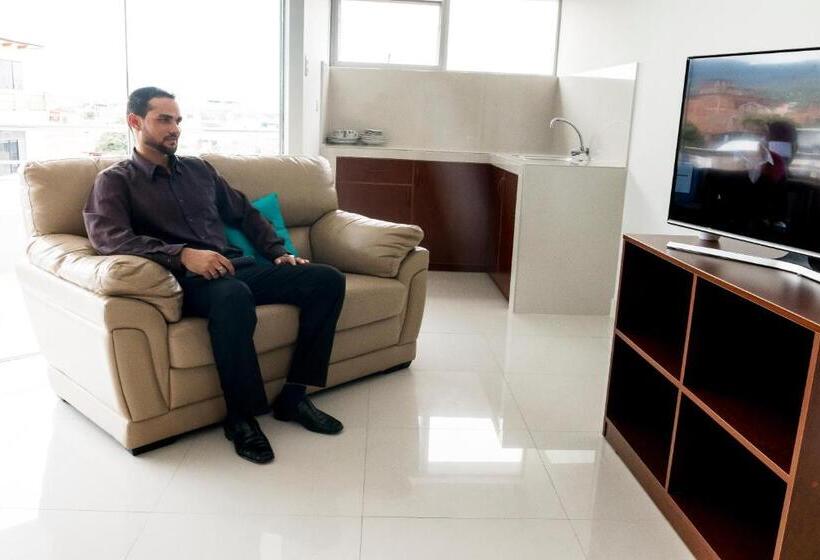 سوییت, Cumbaza Hotel & Convenciones