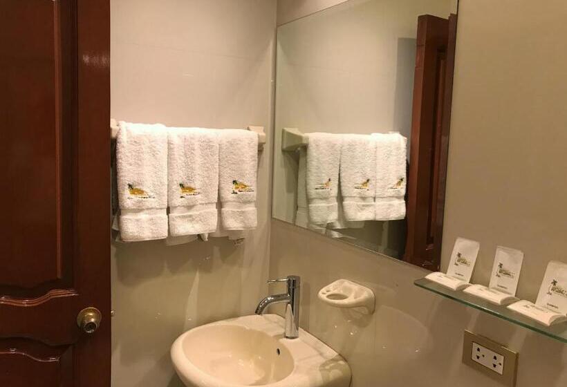 اتاق ساده سه نفره, Cumbaza Hotel & Convenciones