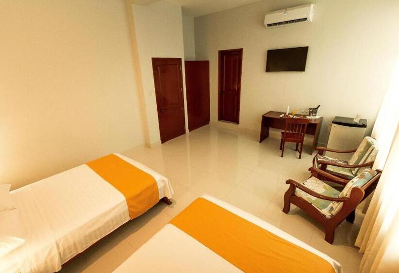 اتاق لوکس, Cumbaza Hotel & Convenciones