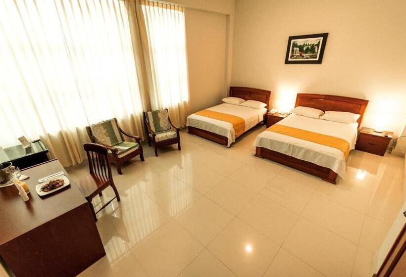 디럭스 룸, Cumbaza Hotel & Convenciones