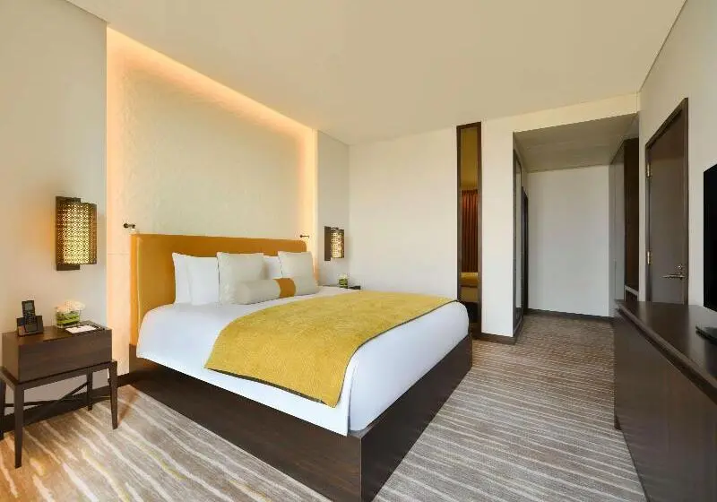Deluxe Suite King Bed, Alwadi Hotel Doha   Mgallery Collection