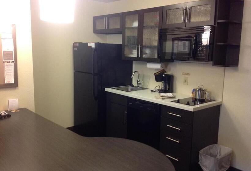 Студио Стандарт Кровать Кинг, Candlewood Suites Nashville   Goodlettsville, An Ihg