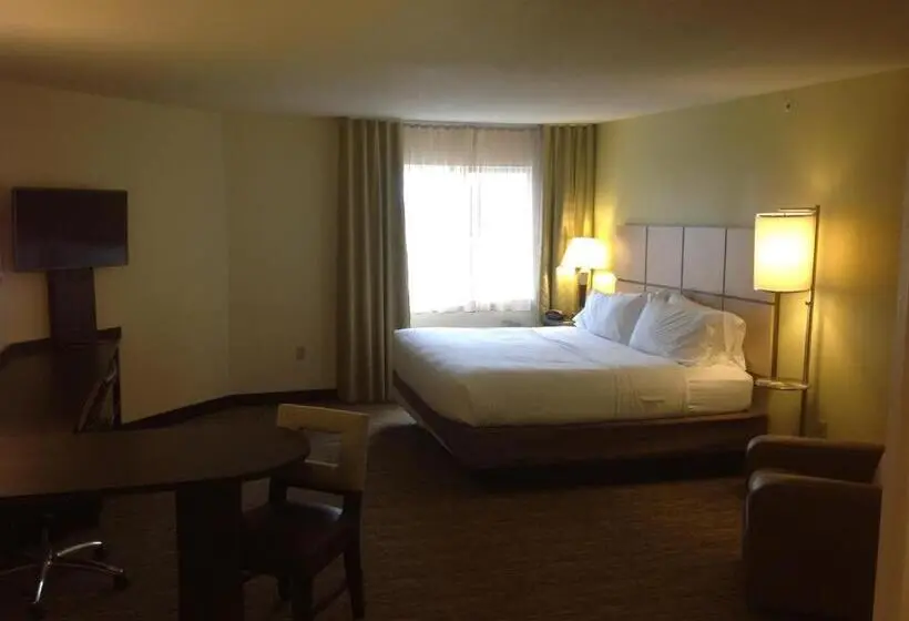 キングサイドベッドのスタンダードワンルーム, Candlewood Suites Nashville   Goodlettsville, An Ihg