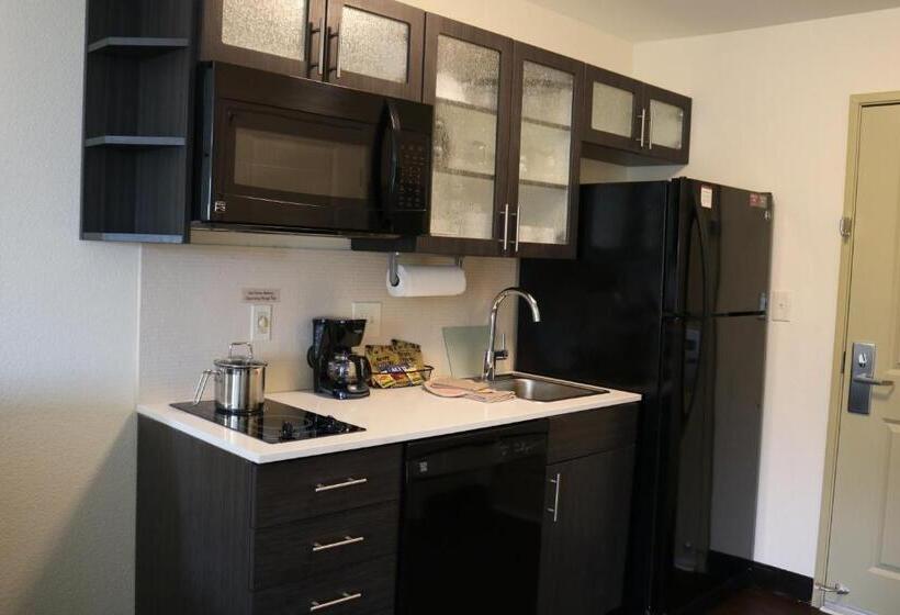 إستوديو قياسى سرير كينج, Candlewood Suites Nashville   Goodlettsville, An Ihg