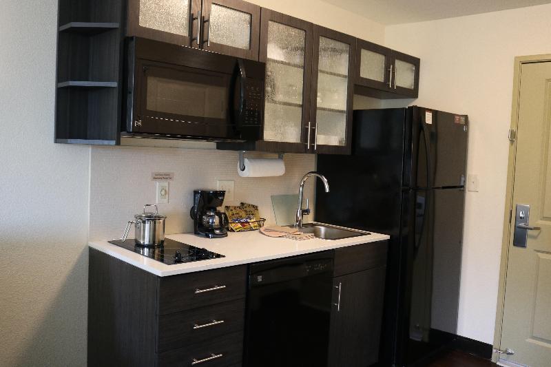 Студио Стандарт Кровать Кинг, Candlewood Suites Nashville   Goodlettsville, An Ihg