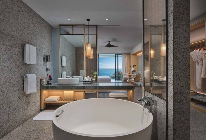 스탠다드 룸 더블 침대 바다 전망, Crowne Plaza Sanya Haitang Bay Resort, An Ihg