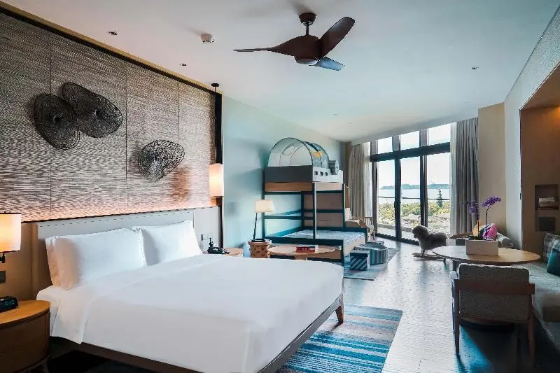 オーシャンビュースタンダードルームバルコニー付き, Crowne Plaza Sanya Haitang Bay Resort, An Ihg