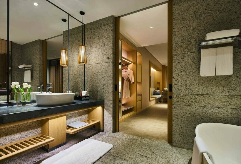 스탠다드 룸 더블 침대 바다 전망, Crowne Plaza Sanya Haitang Bay Resort, An Ihg