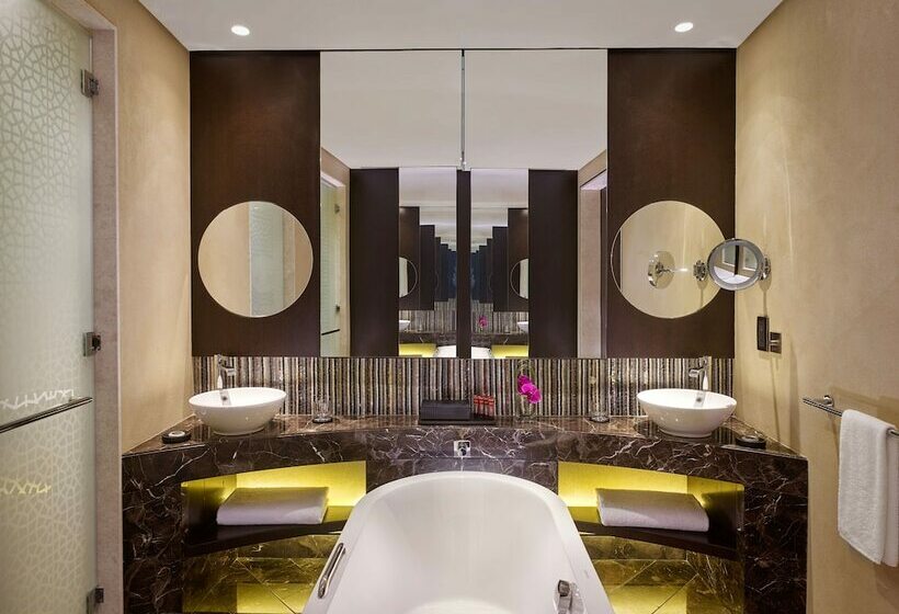 Номер Стандарт Двуспальная Кровать, Grand Hyatt Abu Dhabi Hotel & Residences Emirates Pearl