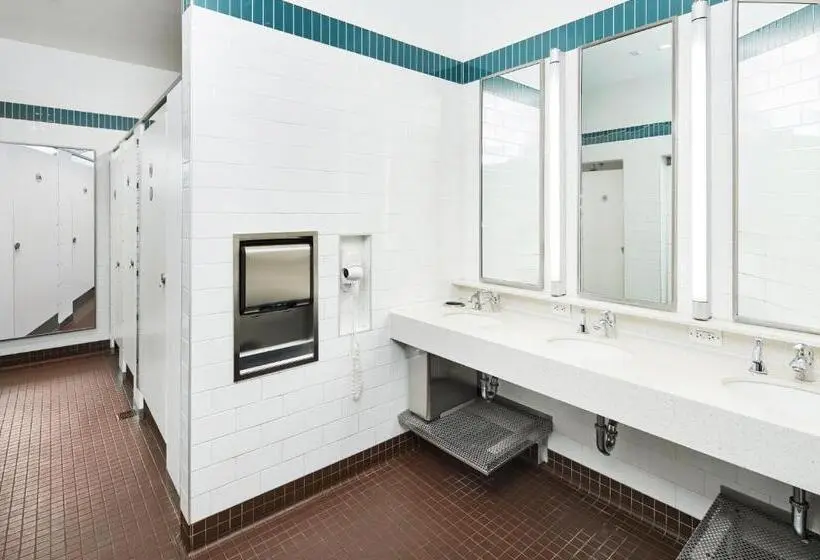 اتاق استاندارد, Hi New York City Hostel