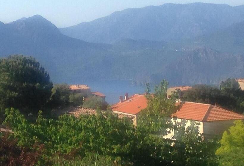 스탠다드 발코니 룸, Les Calanques