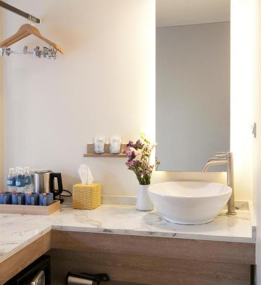 家庭间, Lub D Philippines Makati