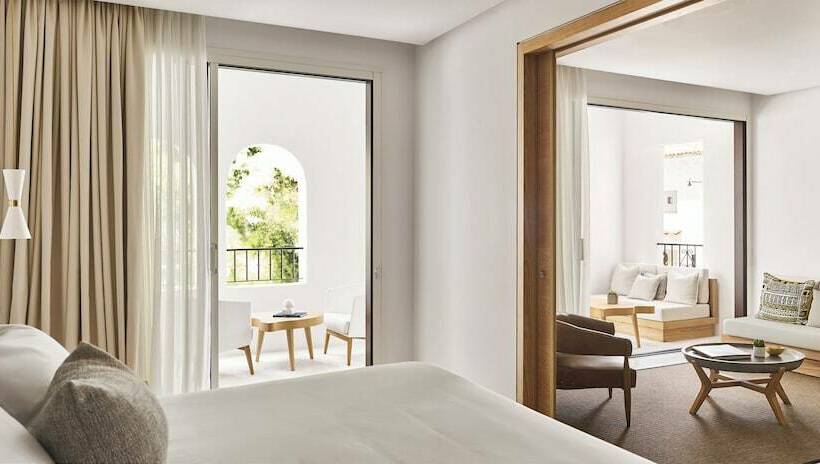 Люкс Повышенной Комфортности, Nobu Hotel Marbella