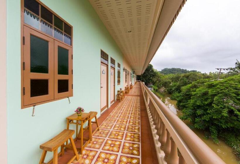 Superior-huone, O Nya Phuket Hotel Sha Extra Plus