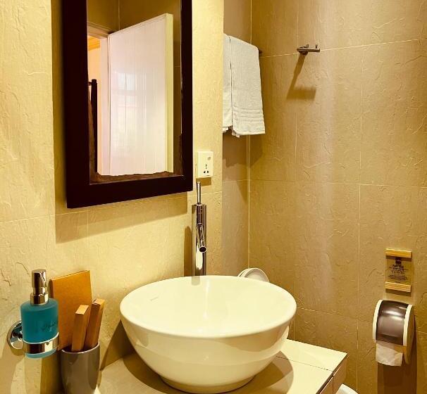 اتاق لوکس, Sala Boutique