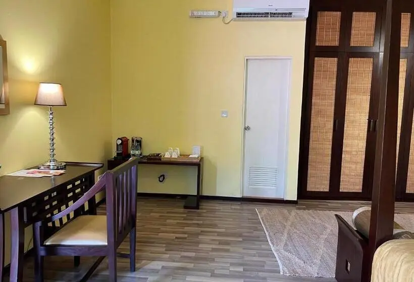 اتاق لوکس, Sala Boutique
