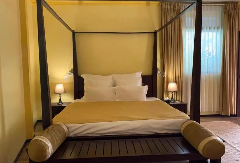 اتاق لوکس, Sala Boutique