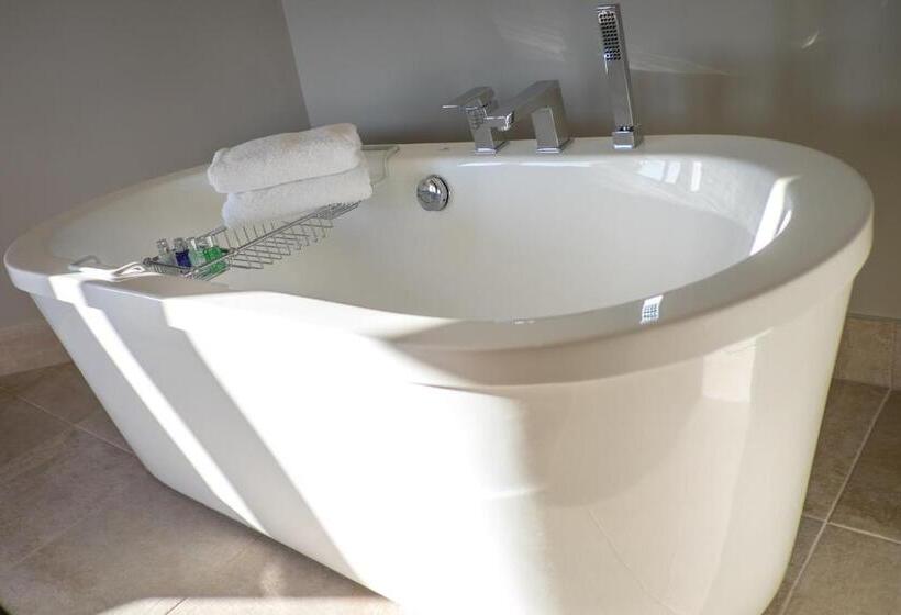 デラックスルーム, The Grand