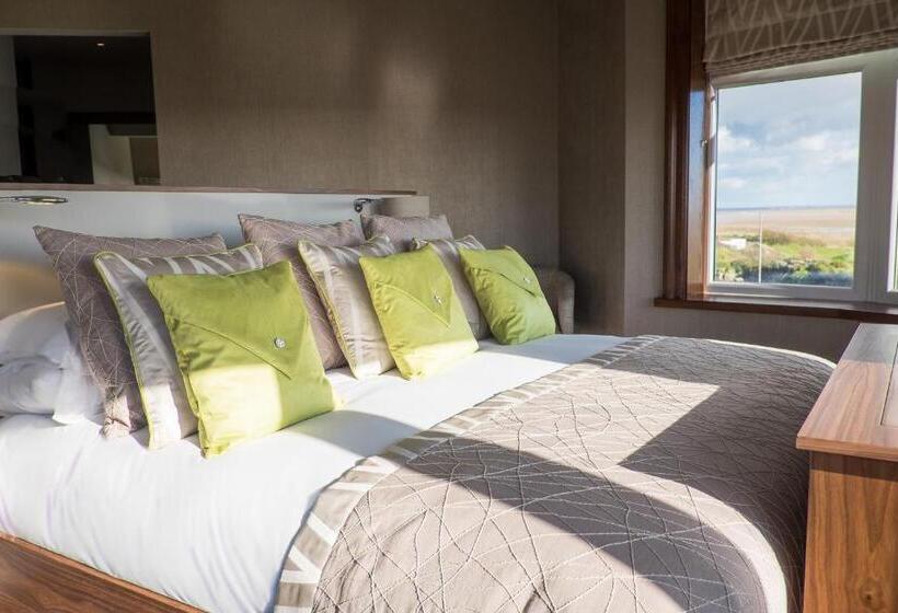 デラックスルーム, The Grand