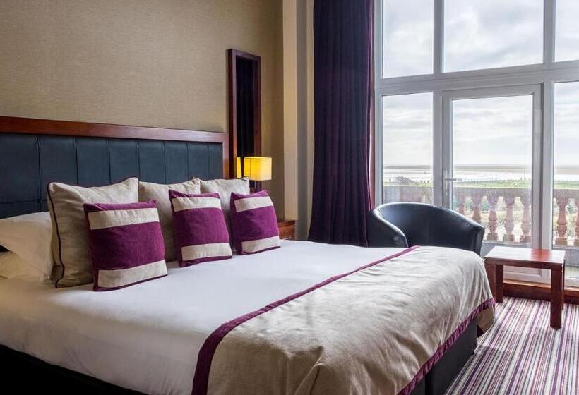 オーシャンビュースーペリアールーム, The Grand