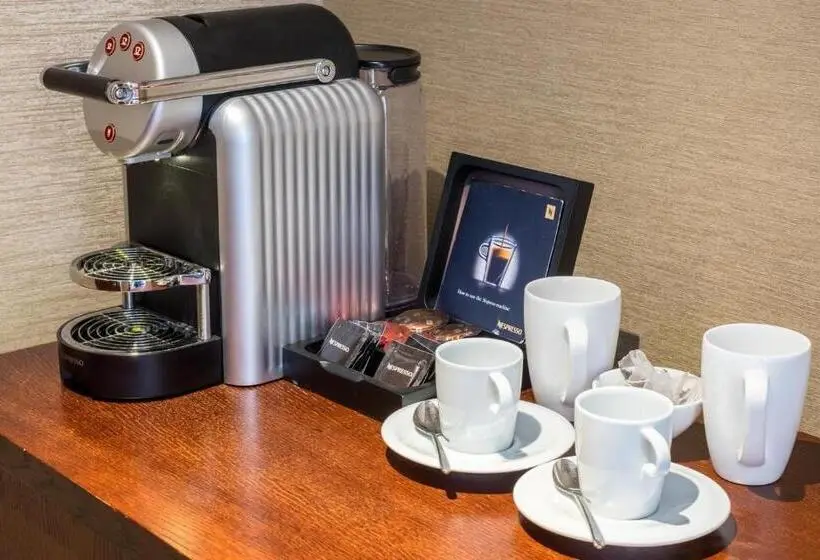 オーシャンビュースーペリアールーム, The Grand
