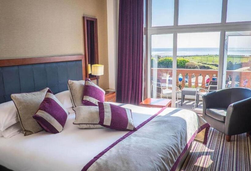 オーシャンビュースーペリアールーム, The Grand