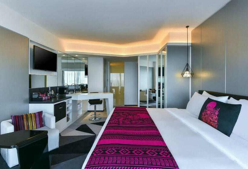 اتاق استاندارد با تخت بزرگ, W Amman