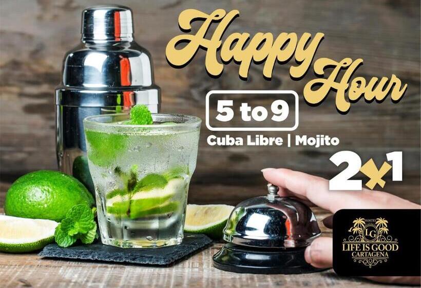 جناح عائلي, Life Is Good Cartagena Hostel